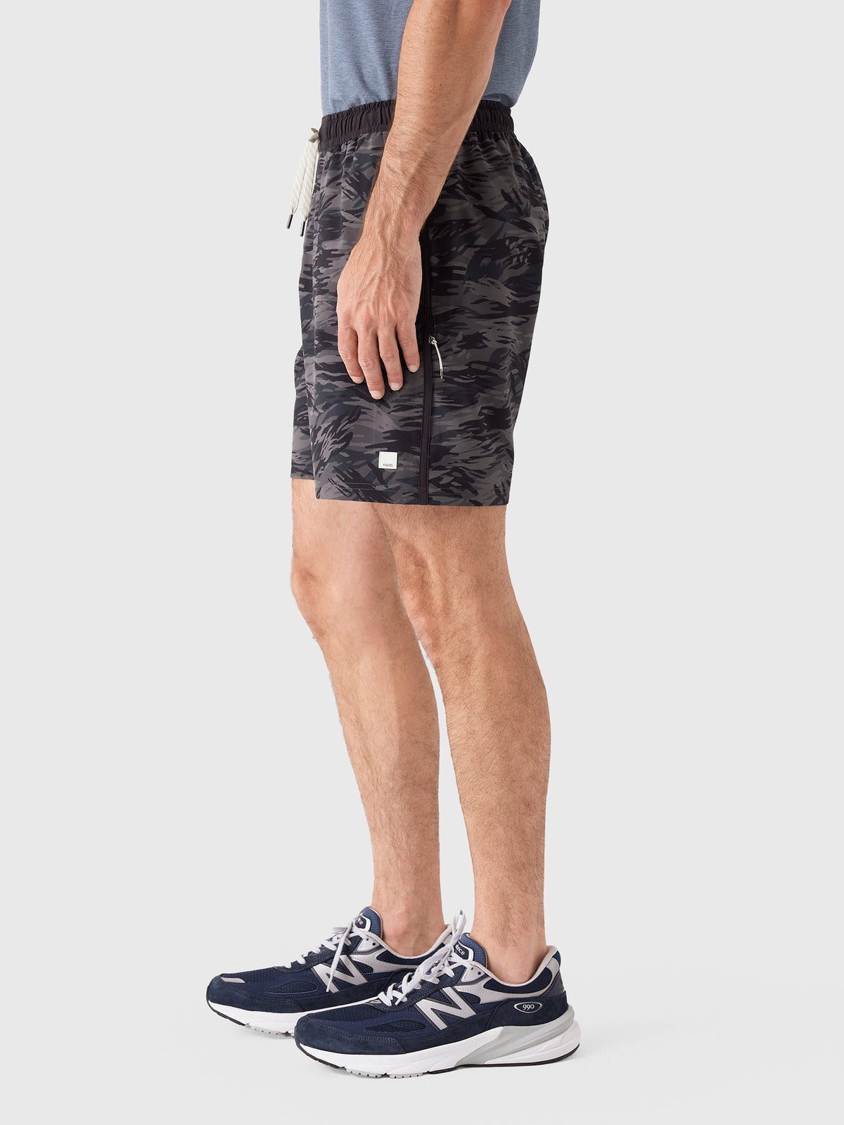 Vuori Men's Banks Session Unlined 7" Short