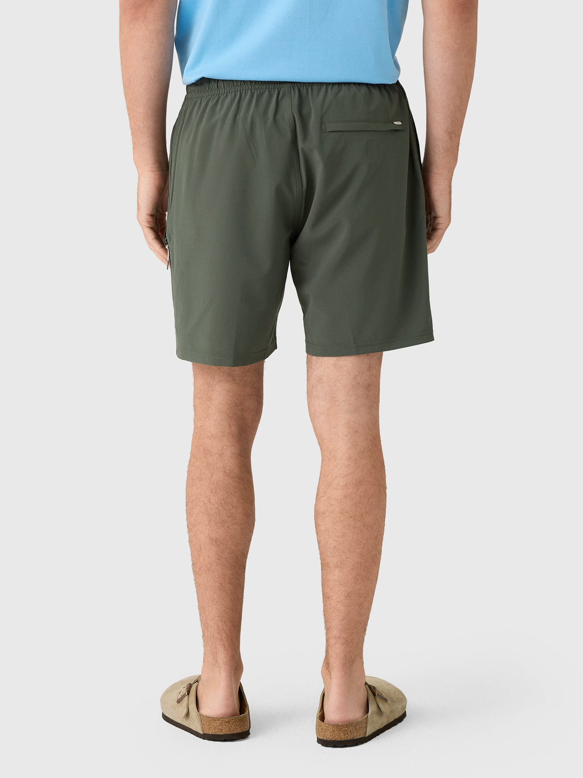 Vuori Men's Banks Session Unlined 7" Short