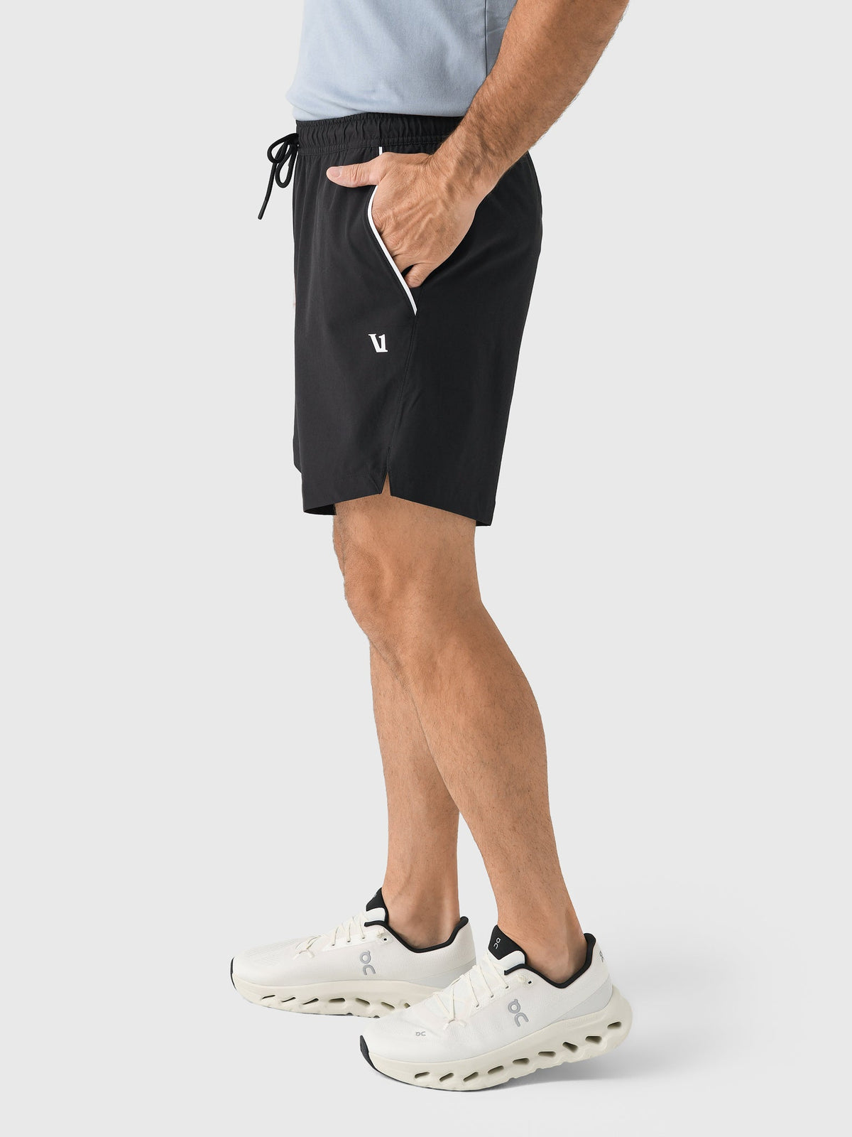 Vuori Men's Crosscourt Unlined 7" Short