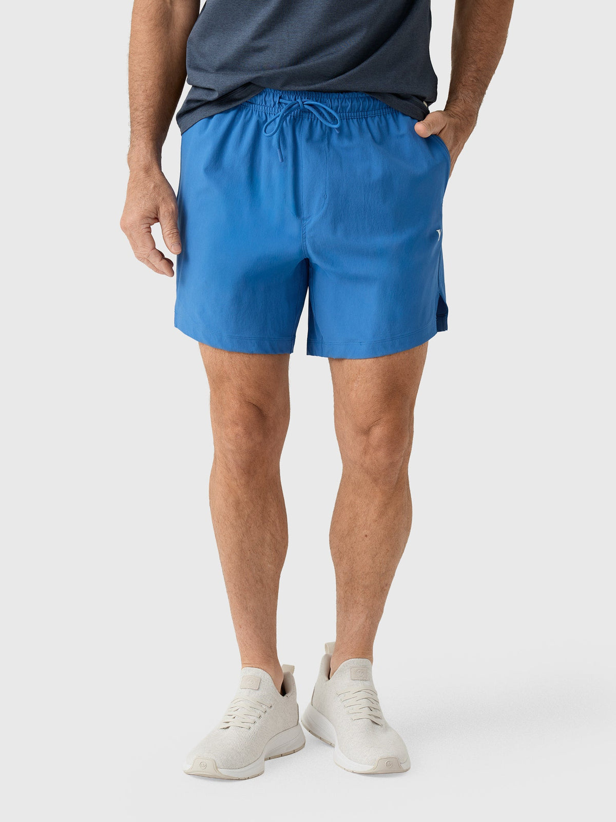 Vuori Men's Crosscourt Unlined 7" Short