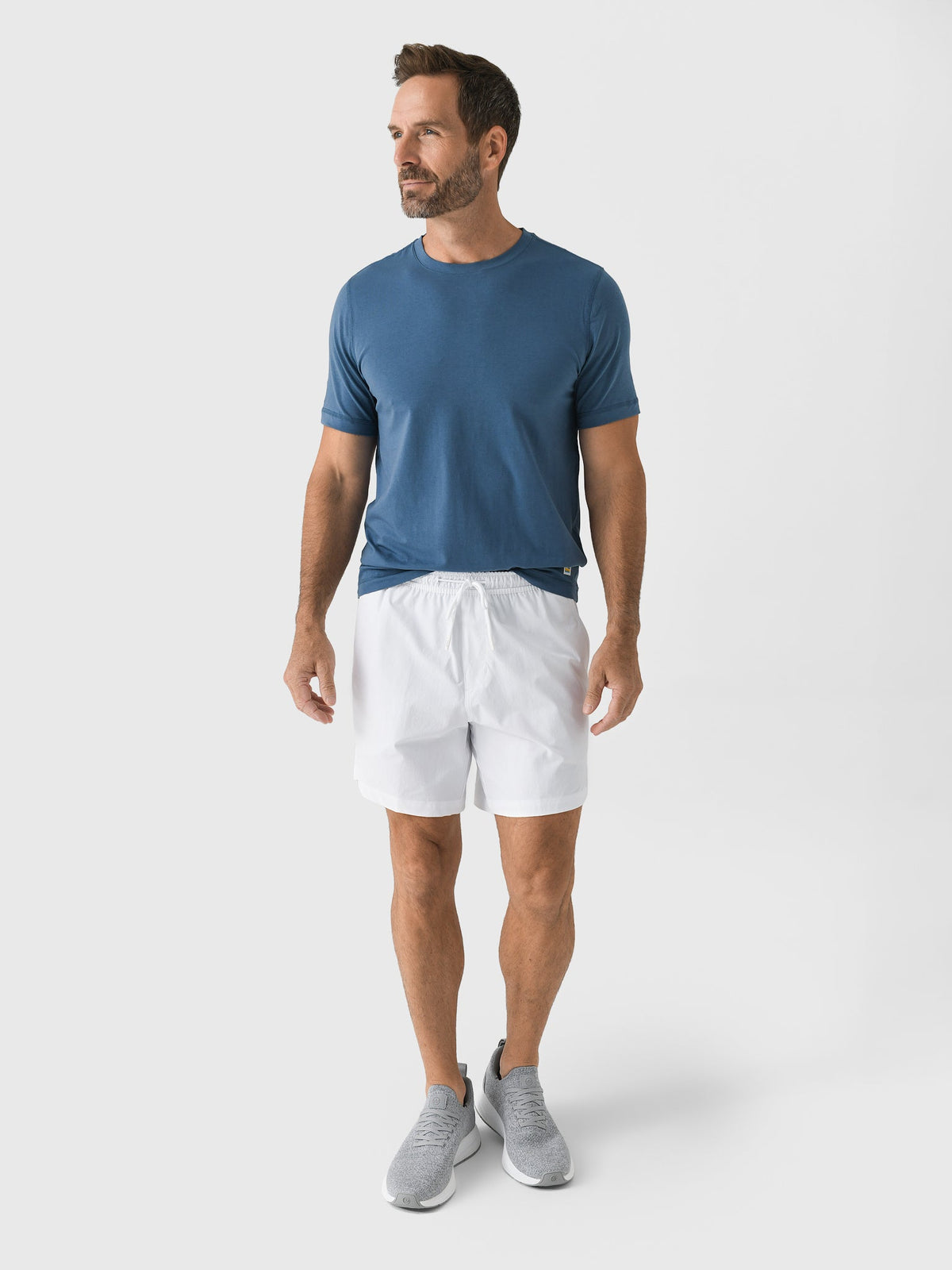 Vuori Men's Crosscourt Unlined 7" Short