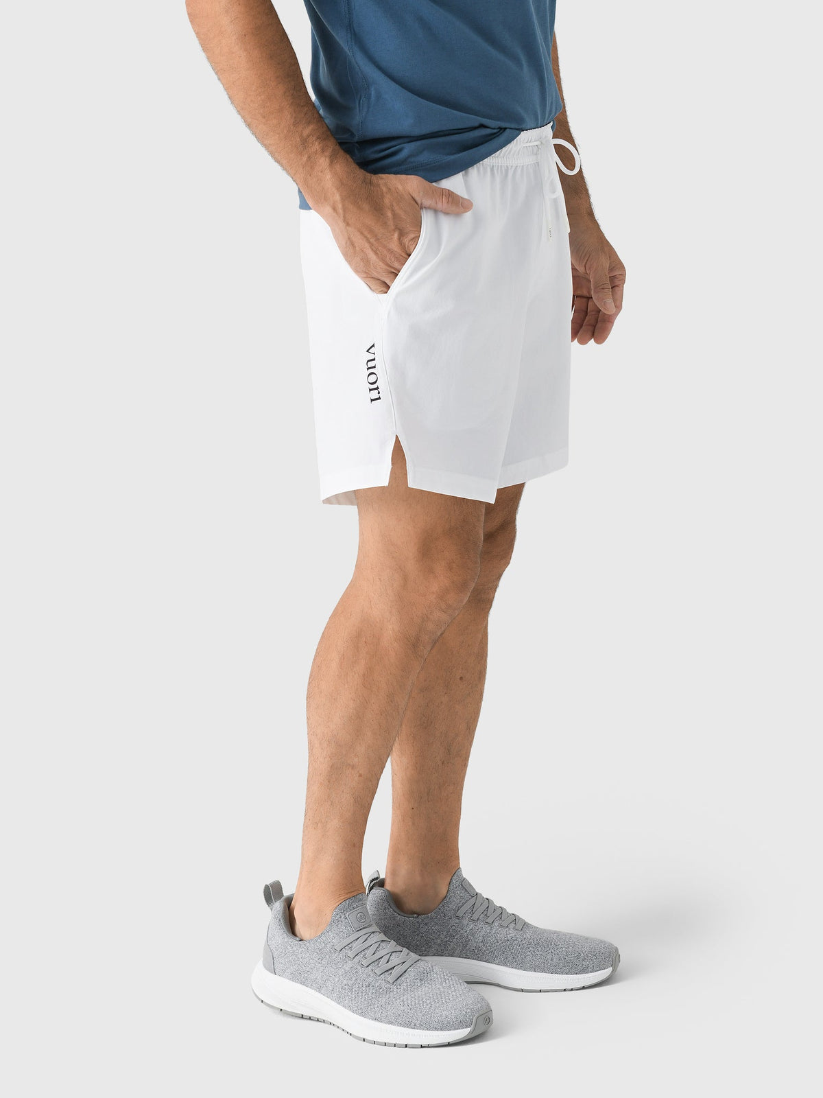 Vuori Men's Crosscourt Unlined 7" Short