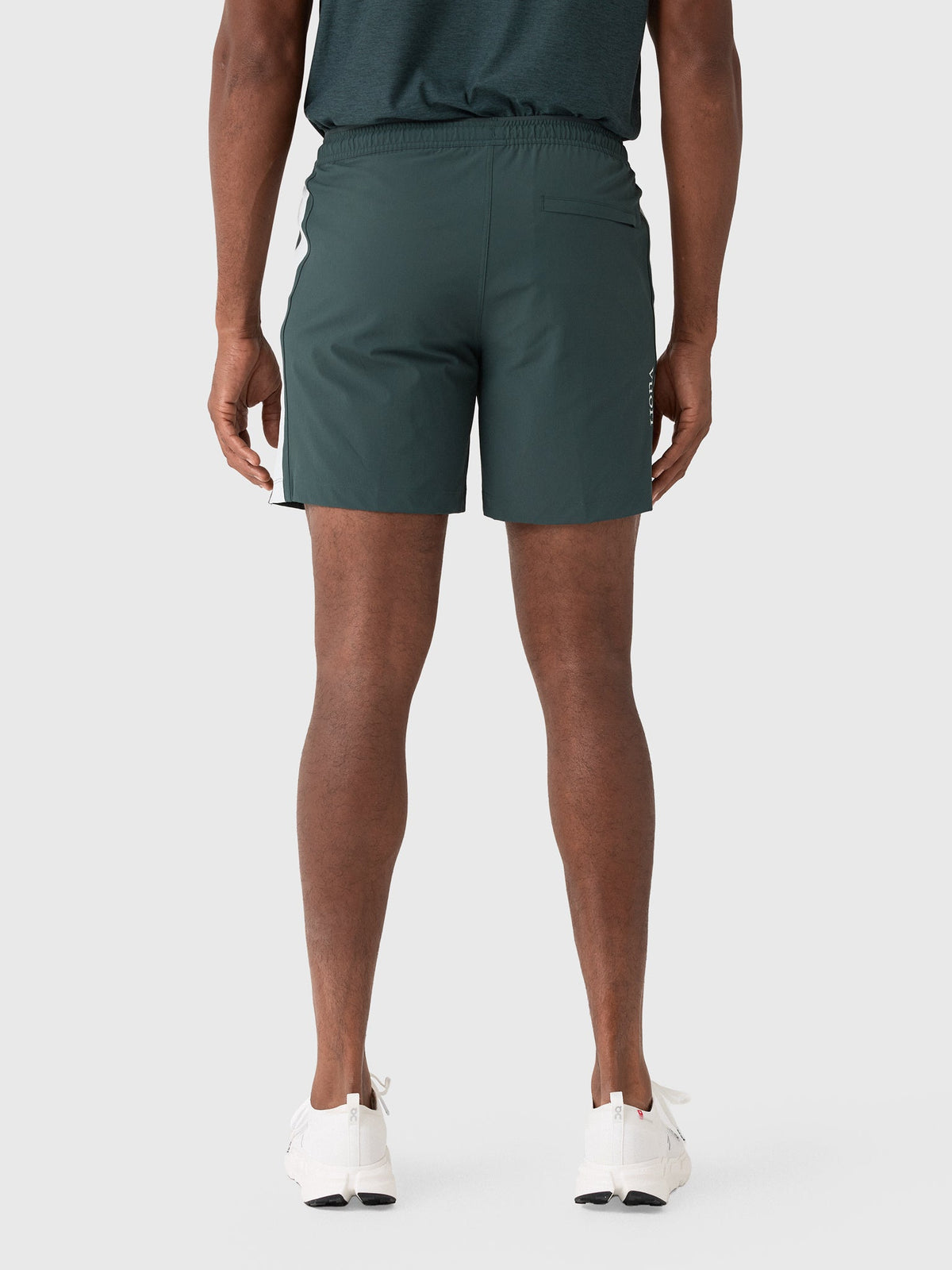 Vuori Men's Crosscourt Pro Unlined 7" Short