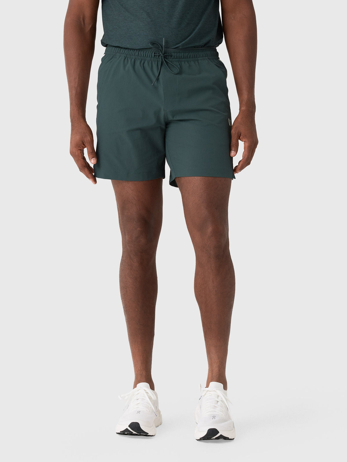Vuori Men's Crosscourt Pro Unlined 7" Short