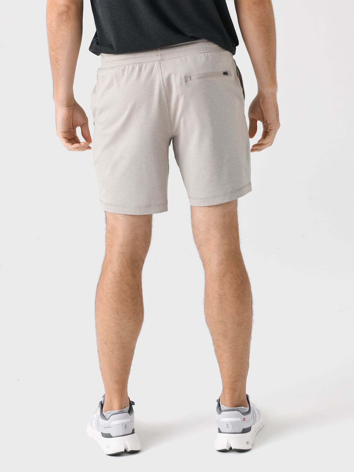Vuori Men's Ponto Performance 7" Short
