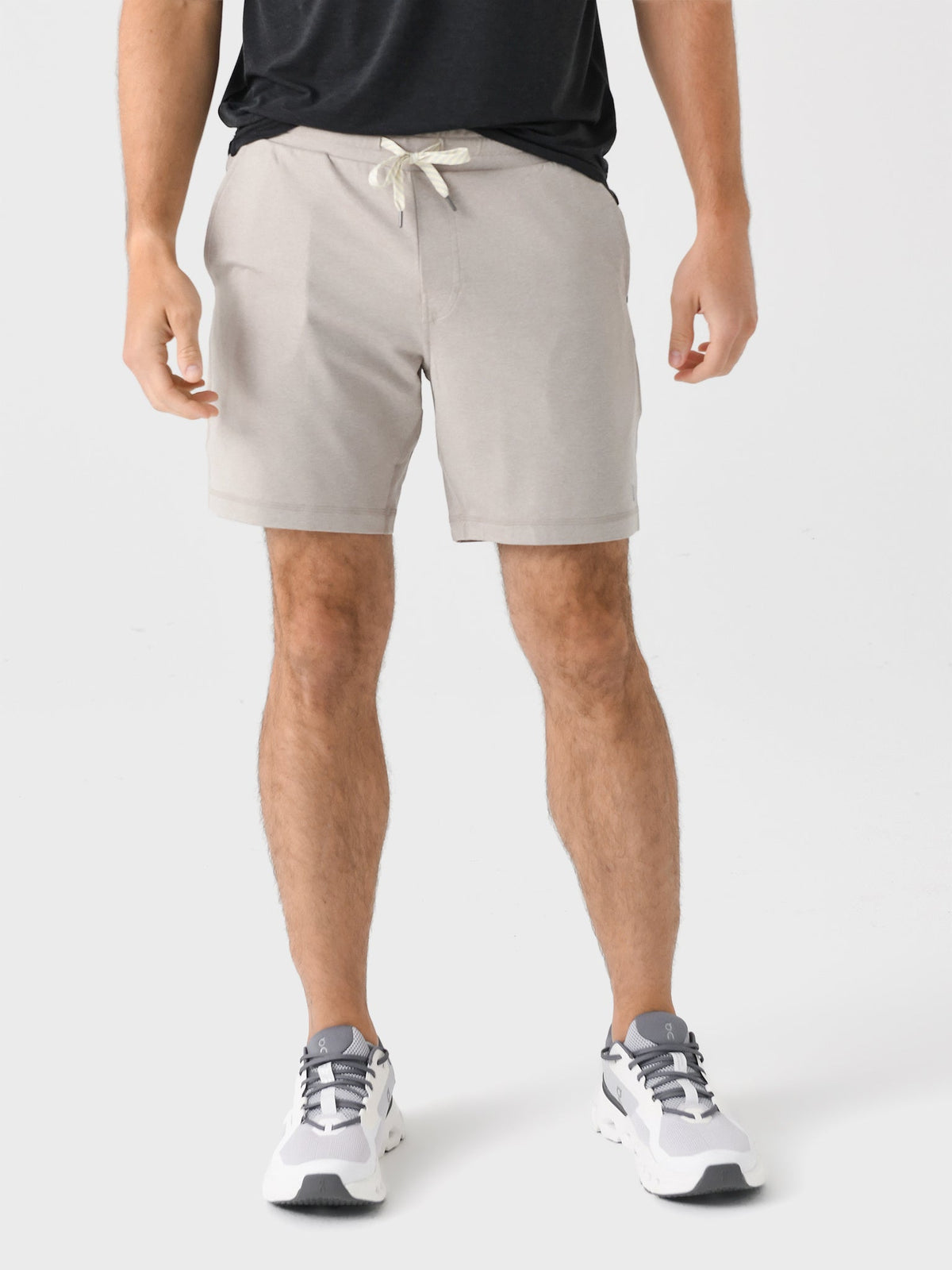 Vuori Men's Ponto Performance 7" Short