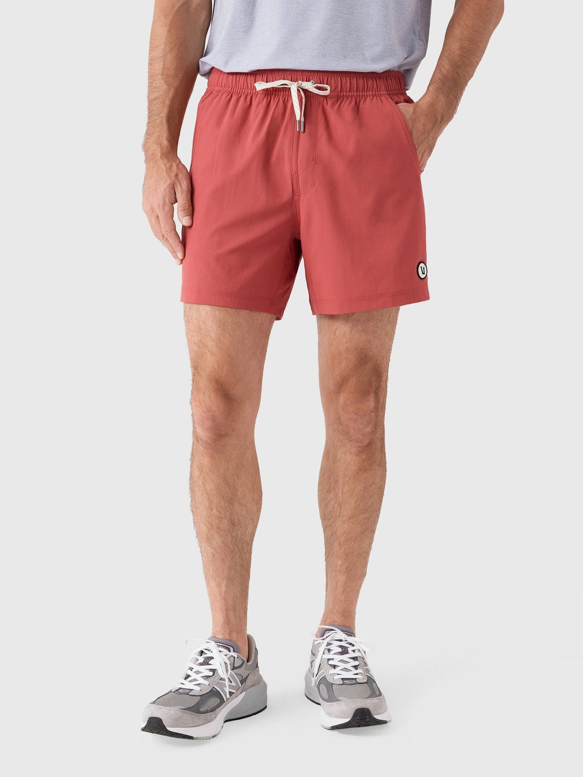 Vuori Men's Kore 5" Short