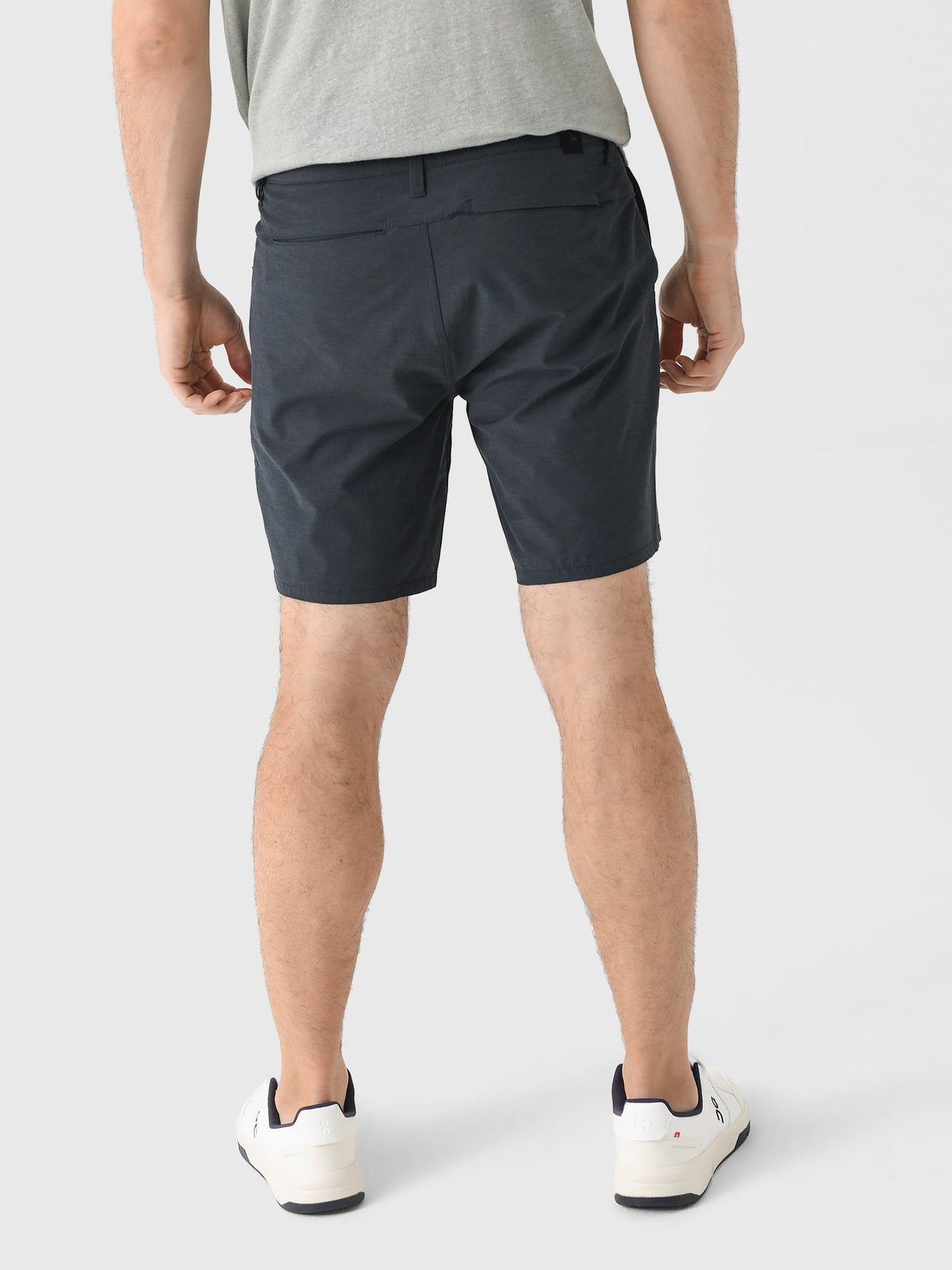 Vuori Men's Aim Short