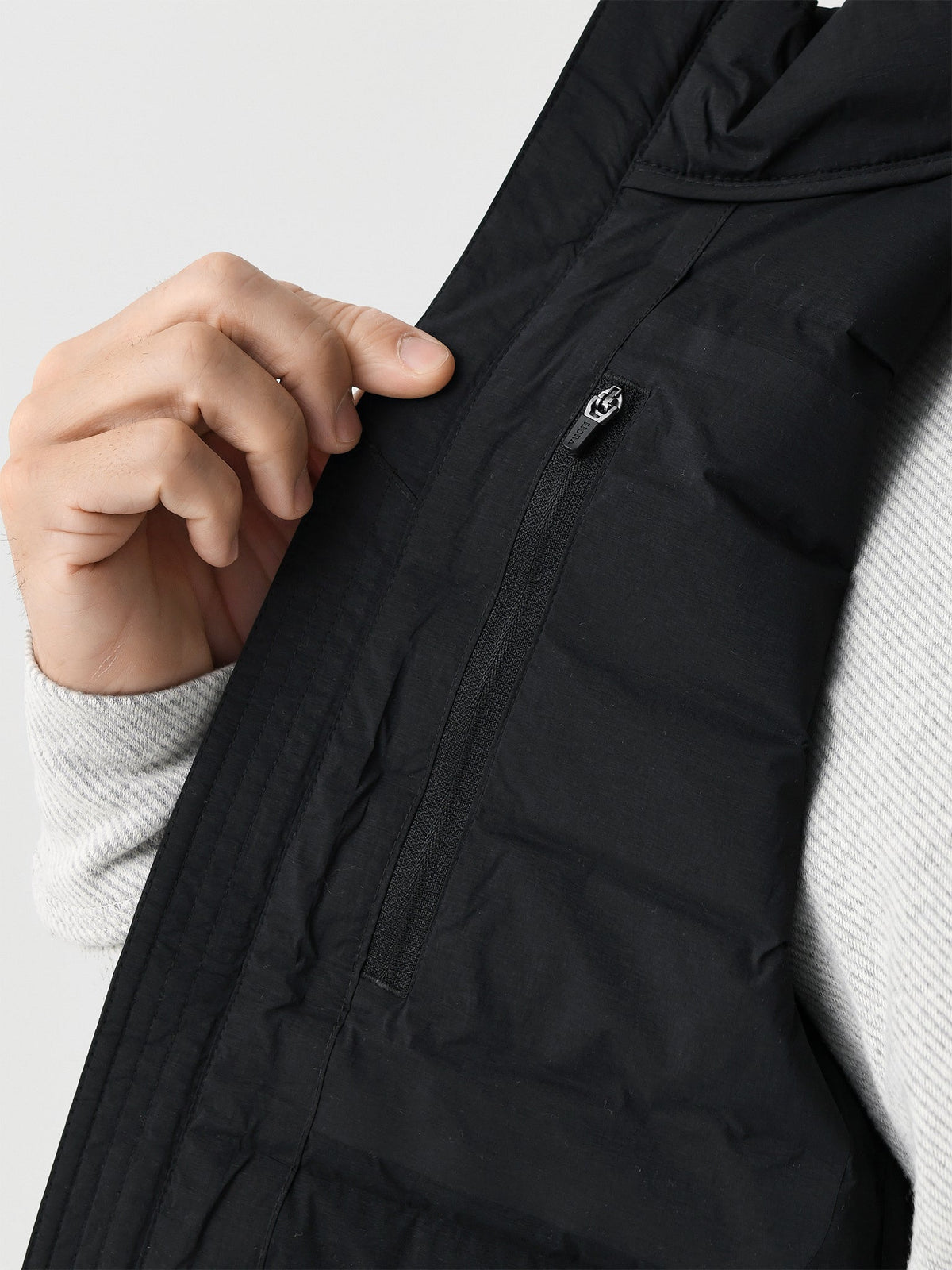 Vuori Men's Steadfast Insulated Vest
